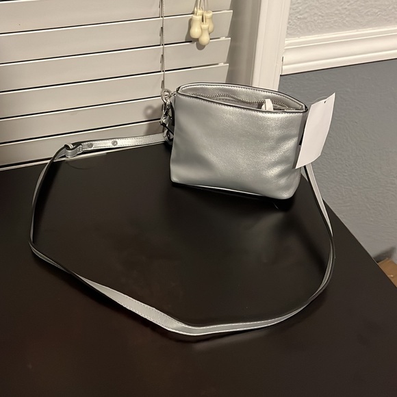 Inc International Concepts Mertha Knot Crossbody....MSRP $70 - Picture 2 of 4